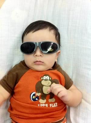 พี่กุ๊กไก่มาสิงค ปร์ อาตี๋น้อยVsหมูน้อย