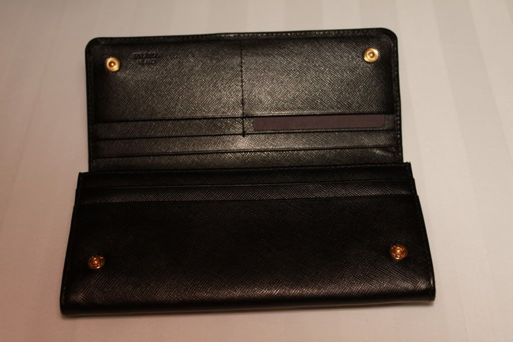 WTS: BNIB Prada Saffiano Leather Wallet  
