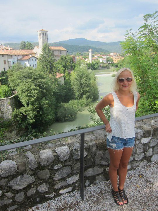  photo 252155_2280437178321_5241651_n.jpg