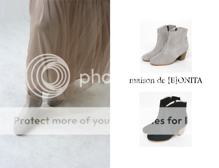 Designer Inspired Wooden Heel Suede Dicker Ankle Boots/Grays
